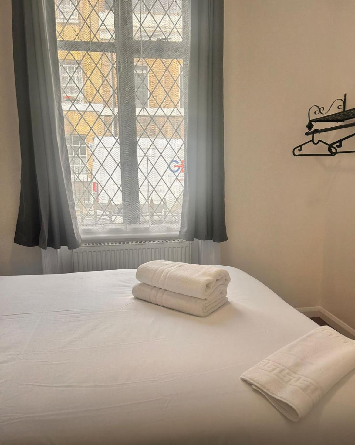 Romany House Hotel